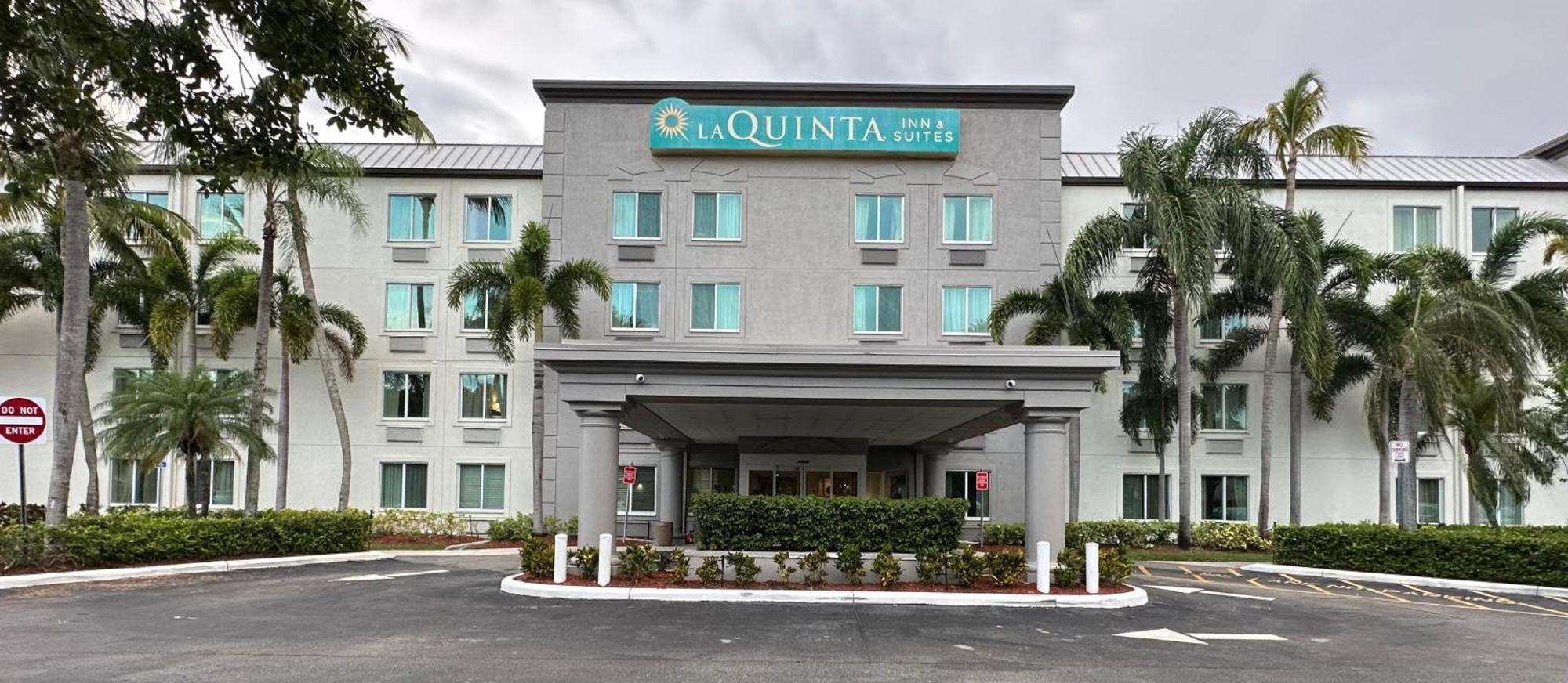 La Quinta Inn & Suites By Wyndham Sawgrass Sunrise Ngoại thất bức ảnh