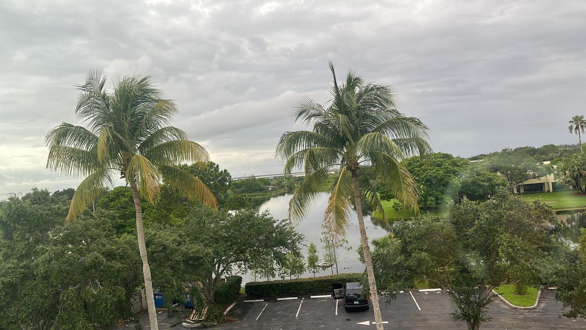 La Quinta Inn & Suites By Wyndham Sawgrass Sunrise Ngoại thất bức ảnh